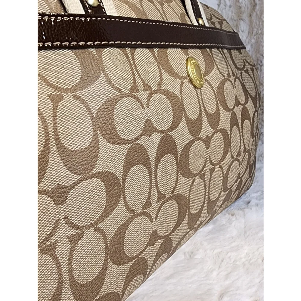 Coach Signature Canvas Satchel in Khaki/Brown